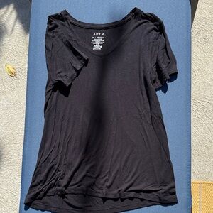 Apt. 9 Women's Classic Black Short Sleeve Tee